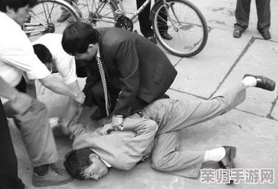 农民工嫖妓大叫受不了 网友热议：生活压力下的无奈与反思引发社会关注