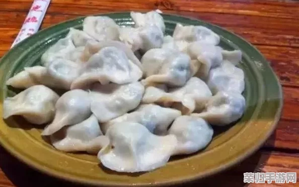 “授课方式po肉馅小水饺，网友称其为‘舌尖上的课堂’让学习变得美味又有趣”