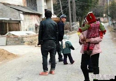 农村家庭关系大乱炖的原因：缺乏沟通、传统观念束缚和经济压力共同作用所致