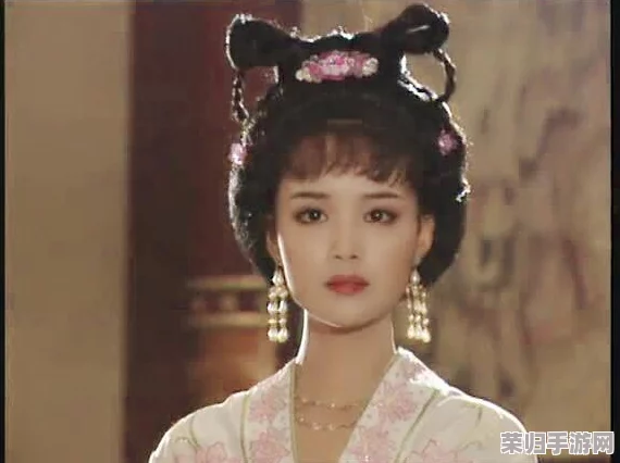 上官婉儿用一支笔稿自己，展现绝伦才华与独到见解，引领时代的女性风范