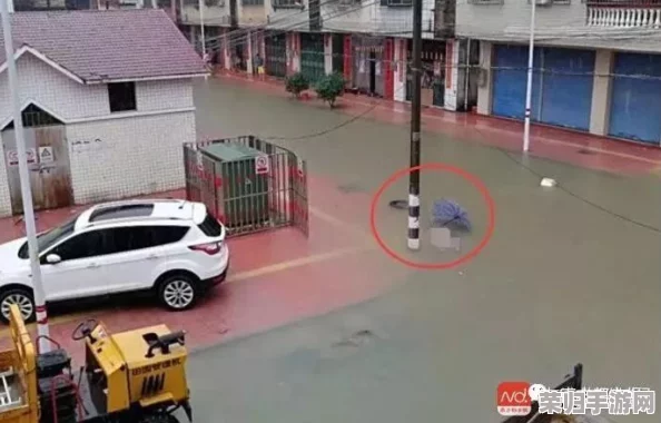 公交车站避雨，热门词：智能感知系统、人工智能技术、智慧城市建设。