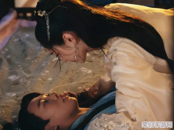 三只狼兄的宠妻宋钦，网友热评：这段爱情真是甜到心坎里，让人忍不住想要追下去！