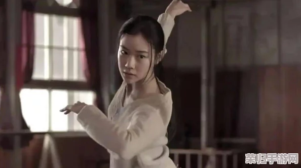 东北少妇高潮抽搐：真实体验与情感交织的深度剖析，令人心潮澎湃的瞬间分享