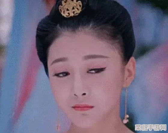 上官婉儿翻白眼流口水流眼泪图片，展现了她独特的情感表达与生动的个性魅力