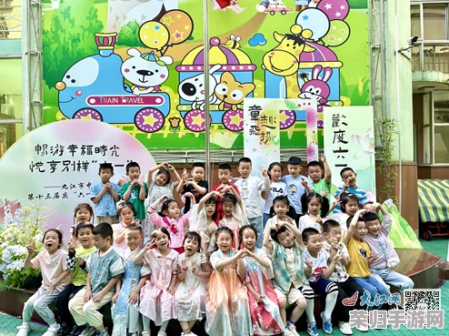 亲子伦乐享欢乐时光，畅游在神秘的仙踪林，感受自然与亲情交融的美好冒险之旅