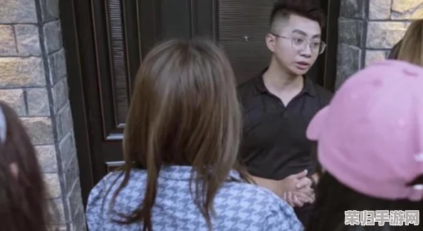 今日黑料,网红黑料区别：揭秘娱乐圈的＂暗黑森林＂,谁是最后的生存者？