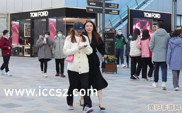 “姬小满吃狂铁大季巴，网友热议：这道菜竟然能让人瞬间回忆起童年的味道！”