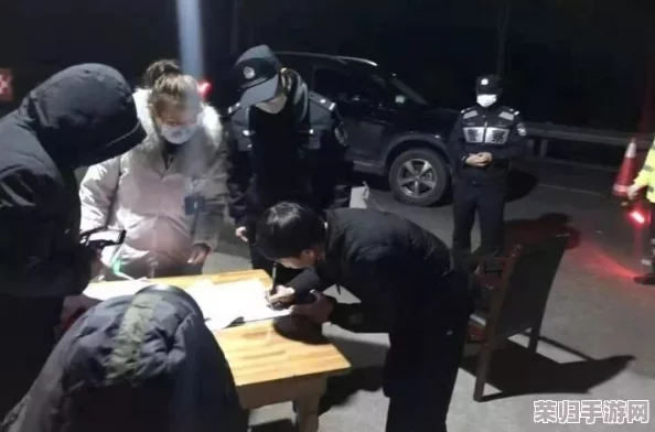 91 吃瓜：张三因涉嫌诈骗被警方抓获，网友纷纷围观热议