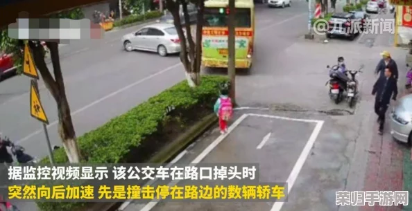 公交车站避雨1~4:城市生活中的小确幸与温暖瞬间,感受人情味的美好时刻 公交车站避雨1~4:城市生活中的小确幸与温暖瞬间,感受人情味的美好时刻