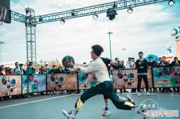 两坤半破解版:无限金币畅玩,成为最强篮球之神,称霸街头球场 两坤半破解版:无限金币畅玩,成为最强篮球之神,称霸街头球场