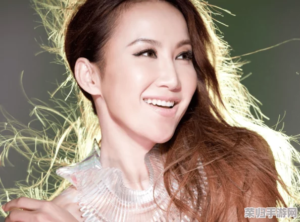 艳照张柏XXXHDXXX，网友称其为“视觉享受与艺术融合的完美作品”