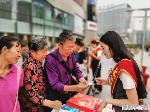 银行1—14刘阿姨：服务态度极佳，耐心解答所有问题，让我在办理业务时感到非常舒心和满意