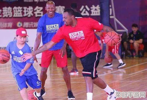 黑又硬巴斯狂砍37+14，网友称赞“实力与魅力并存，简直就是球队的灵魂！”