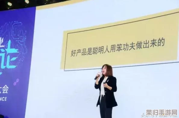 芙宁娜帮旅行者导管，用户盛赞其贴心服务与优质体验，让人感受到了不一样的旅行乐趣