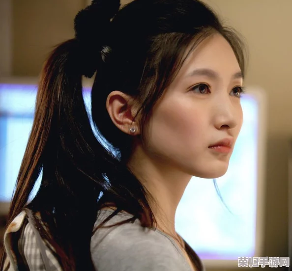 “自拍偷拍 探花视频 吃瓜 17c”引领新潮流,网友热议背后的趣闻与惊喜解析 “自拍偷拍 探花视频 吃瓜 17c”引领新潮流,网友热议背后的趣闻与惊喜解析