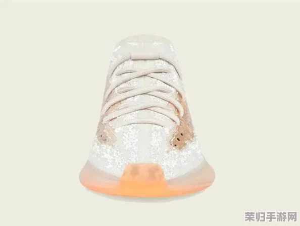 Yeezy蜜桃满天星用户评价：舒适度和时尚感并存，值得入手的潮鞋体验!