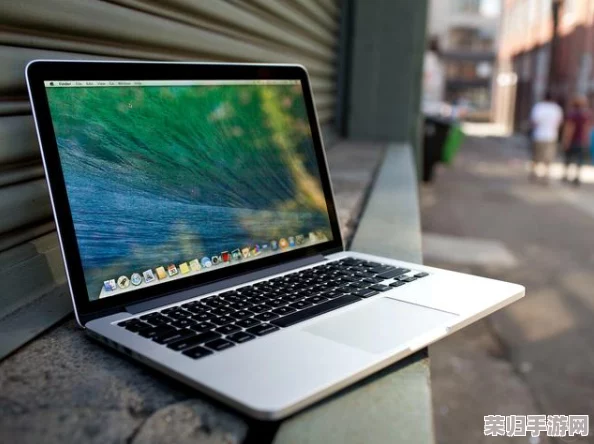 性系macbookpro高清，用户评价：性能强大，画质细腻，使用体验超出预期，值得购买！
