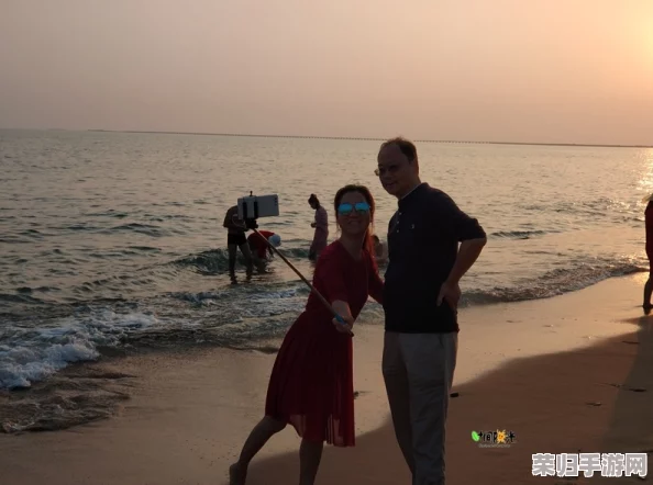 海角单亲妈妈叫，网友称赞其坚韧不拔，感动于她为孩子付出的无私爱与付出。