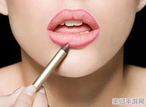 美国嘴唇1980：用户称其为“历史悠久且经典的美妆产品，完美展现个性魅力”