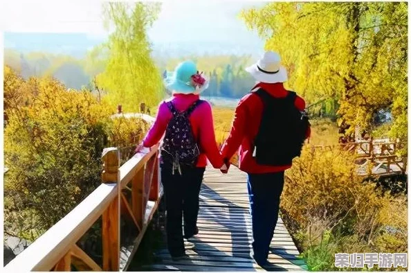 我夫妻俩和朋友夫妻自驾游，感受自然之美与友情的深厚情谊