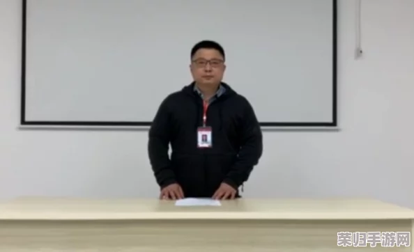 老校长王晴和锅炉工的背景和意义：探讨教育与工人阶层之间的联系及其对社会发展的深远影响
