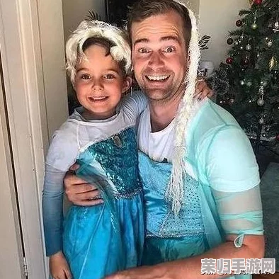 王者荣耀女生无小内无爱心图片：游戏中的性别刻板印象是否影响了角色形象？