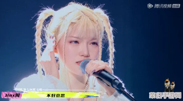 韩国少女rapper，网友热议：她的歌词真有深度，舞台表现力也超强，让人期待未来的发展！