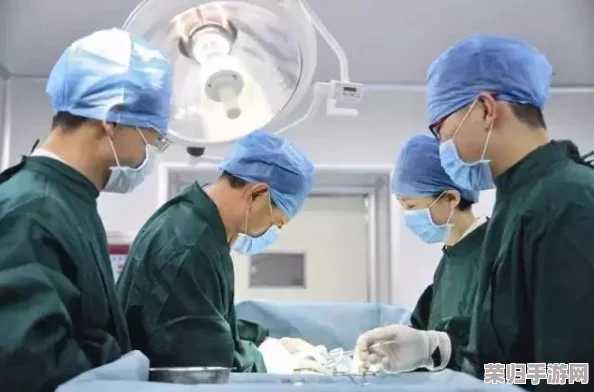 骨科1V2叔叔：解读手术技巧与治疗方案，深度剖析医学实践中的挑战和突破