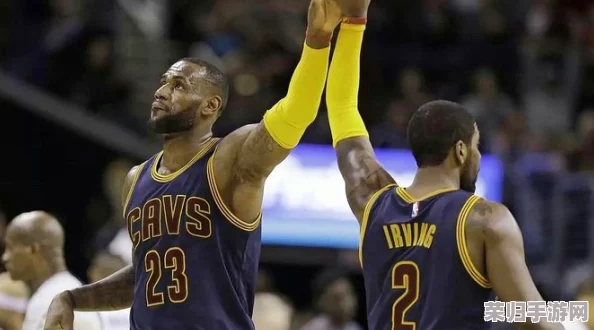 NBA巨星巅峰碰撞：勒布朗·詹姆斯角色深度剖析与赛场影响力展现