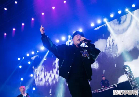 一姐如潮rapper，玩转韵脚秀实力，嘻哈舞台燃爆全场
