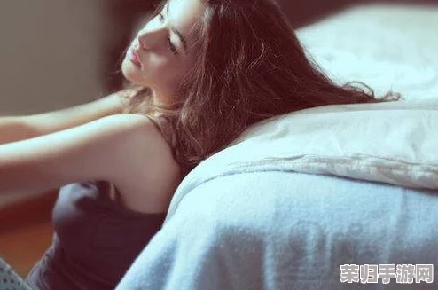 男生把坤坤放在女生坤坤里的独特创意含义和心理动机分析
