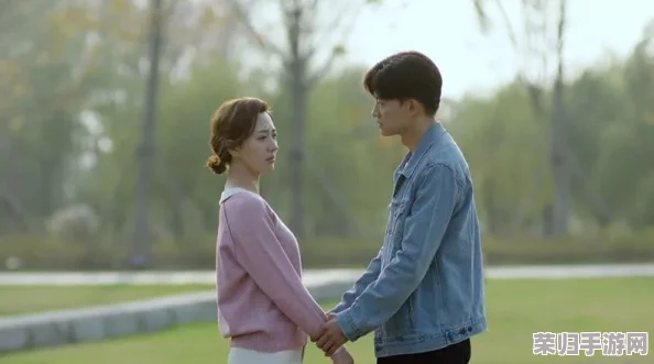 陈三与白洁：在爱情与道德的交织中，探讨人性深处的挣扎与选择