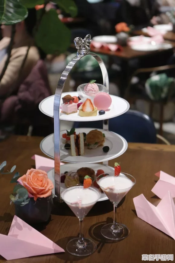 解锁冰甜下午茶新风尚：'以闪亮之名'，品味创意甜品与午后悠时光的浪漫玩法指南