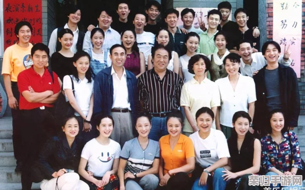 13岁少年惊现商业奇才：老师意外揭秘其幕后掌舵公司，已领导数名员工共绘创业蓝图