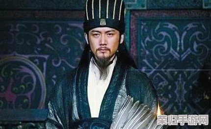 王者荣耀自走棋策略解析：重塑赤壁之焰，周瑜技能属性与王者模拟战英雄深度指南