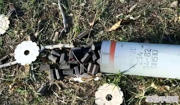 使命召唤手游深度剖析：铝热剂VS燃烧弹，全面对比下的策略选择与实战技巧
